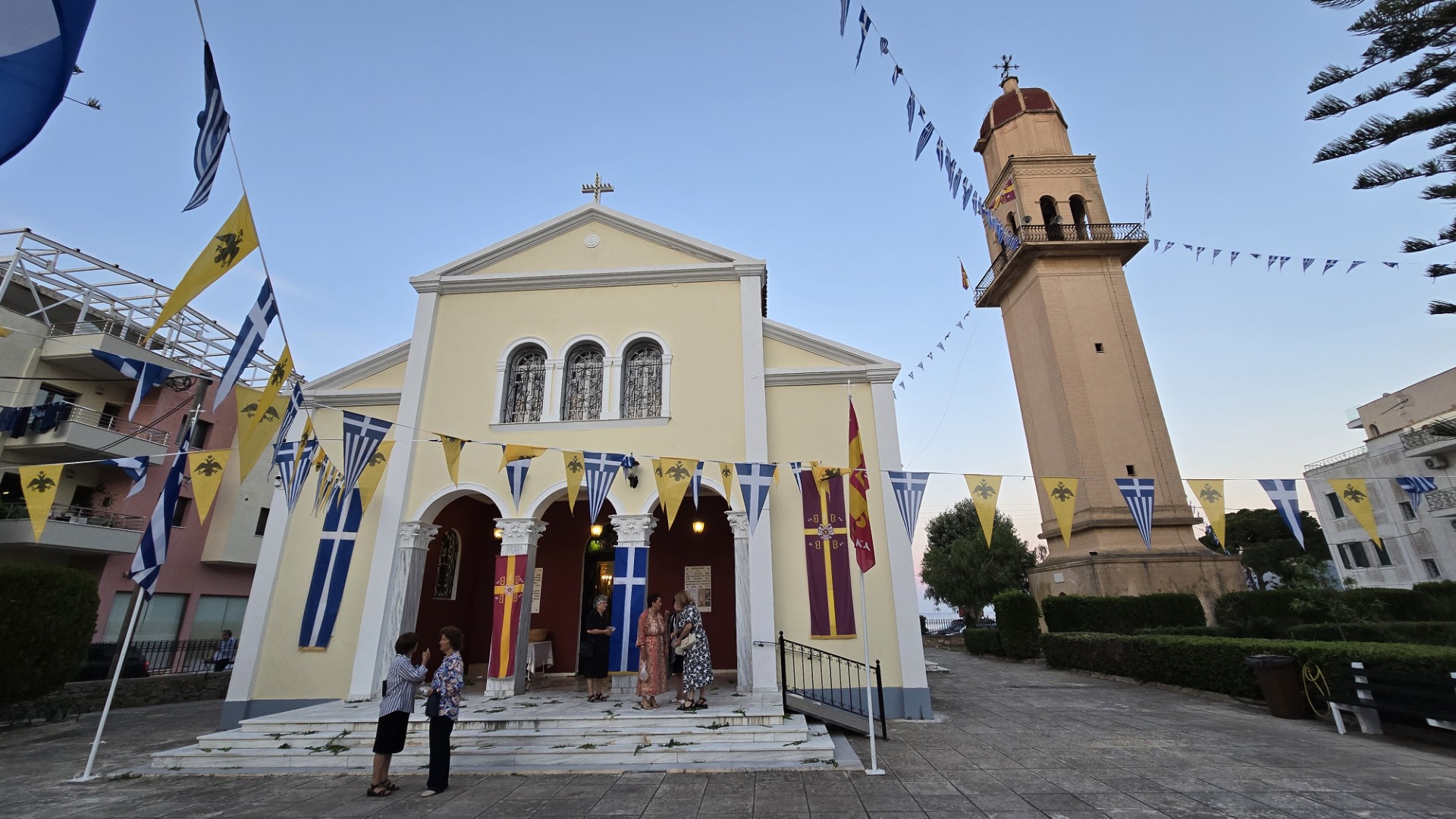 Οι Ναοί της Αγίας Τριάδας στην Ζάκυνθο.