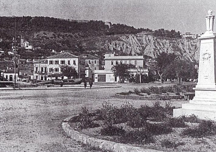 Η Ζάκυνθος ανάμεσα στον Σολωμό και τα all inclusive: πολιτισμική μνήμη, τουριστική μονοκαλλιέργεια και η κρίση του δημόσιου χώρου. Γράφει ο καθηγητής ΔΙΟΝΥΣΙΟΣ Χ. ΤΣΙΡΙΓΩΤΗΣ
